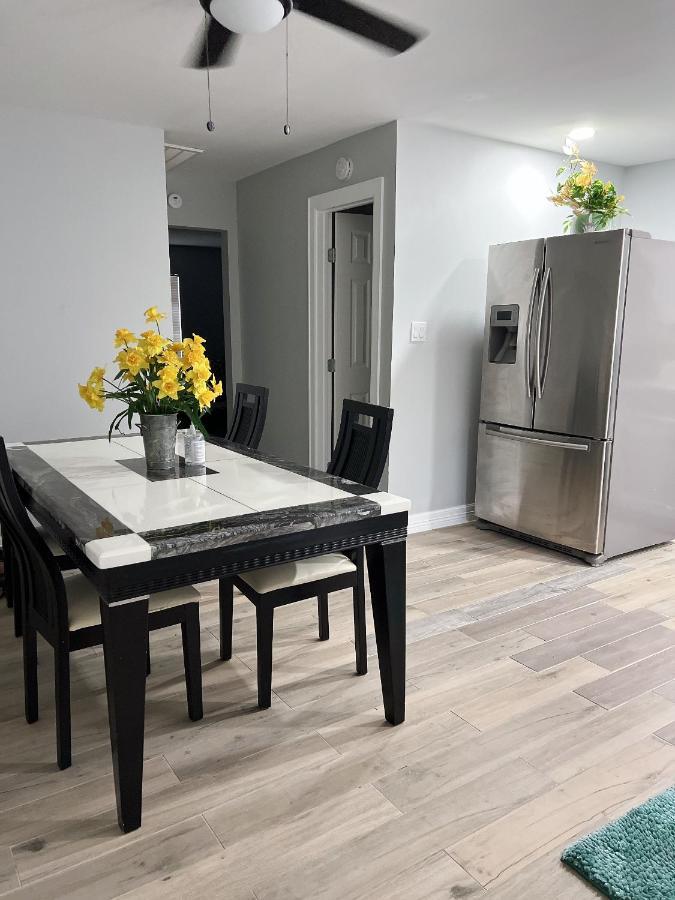 77072 New Remodeled Cute Townhome Sw ฮูสตัน ภายนอก รูปภาพ